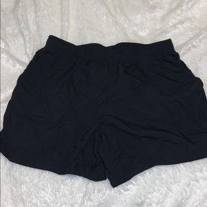 Medium Black Columbia Shorts